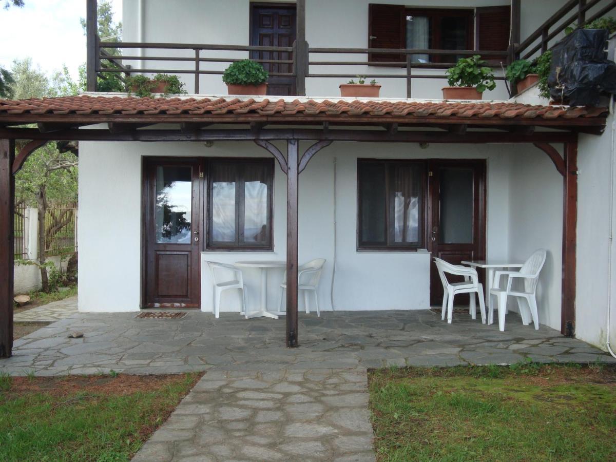 Para Thin Alos Inn Неос-Мармарас Номер фото