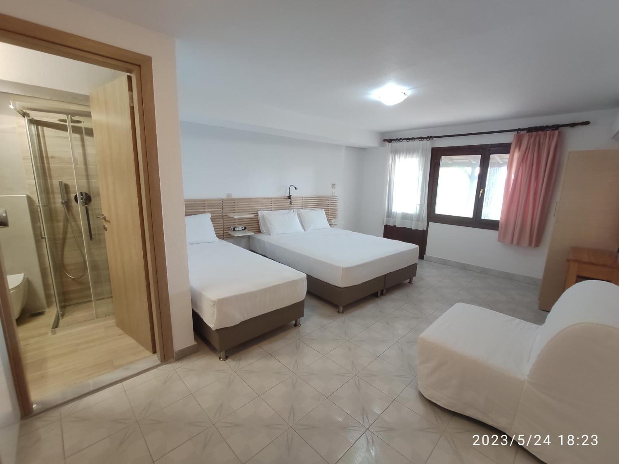 Para Thin Alos Inn Неос-Мармарас Экстерьер фото